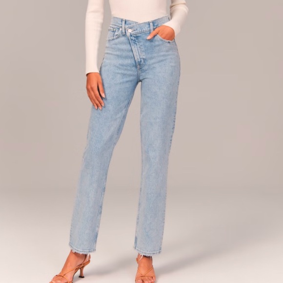 Abercrombie & Fitch Denim - Abercrombie Dad High Rise Criss-Cross Waistband